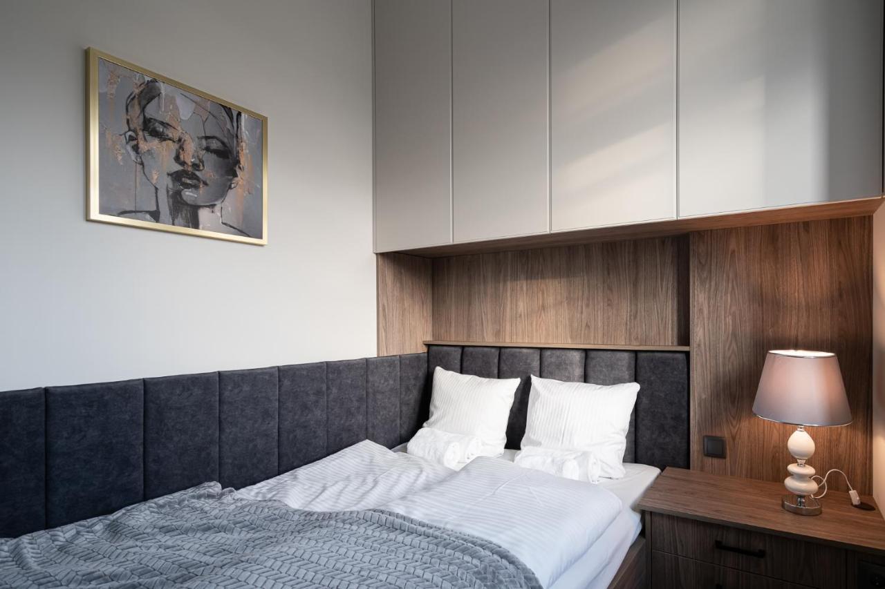 Rentplanet - Bulwar Staromiejski *